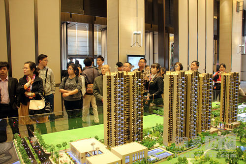 房地产蓝皮书：房地产市场投资稳中有升 住房价格上涨严重挤占消费