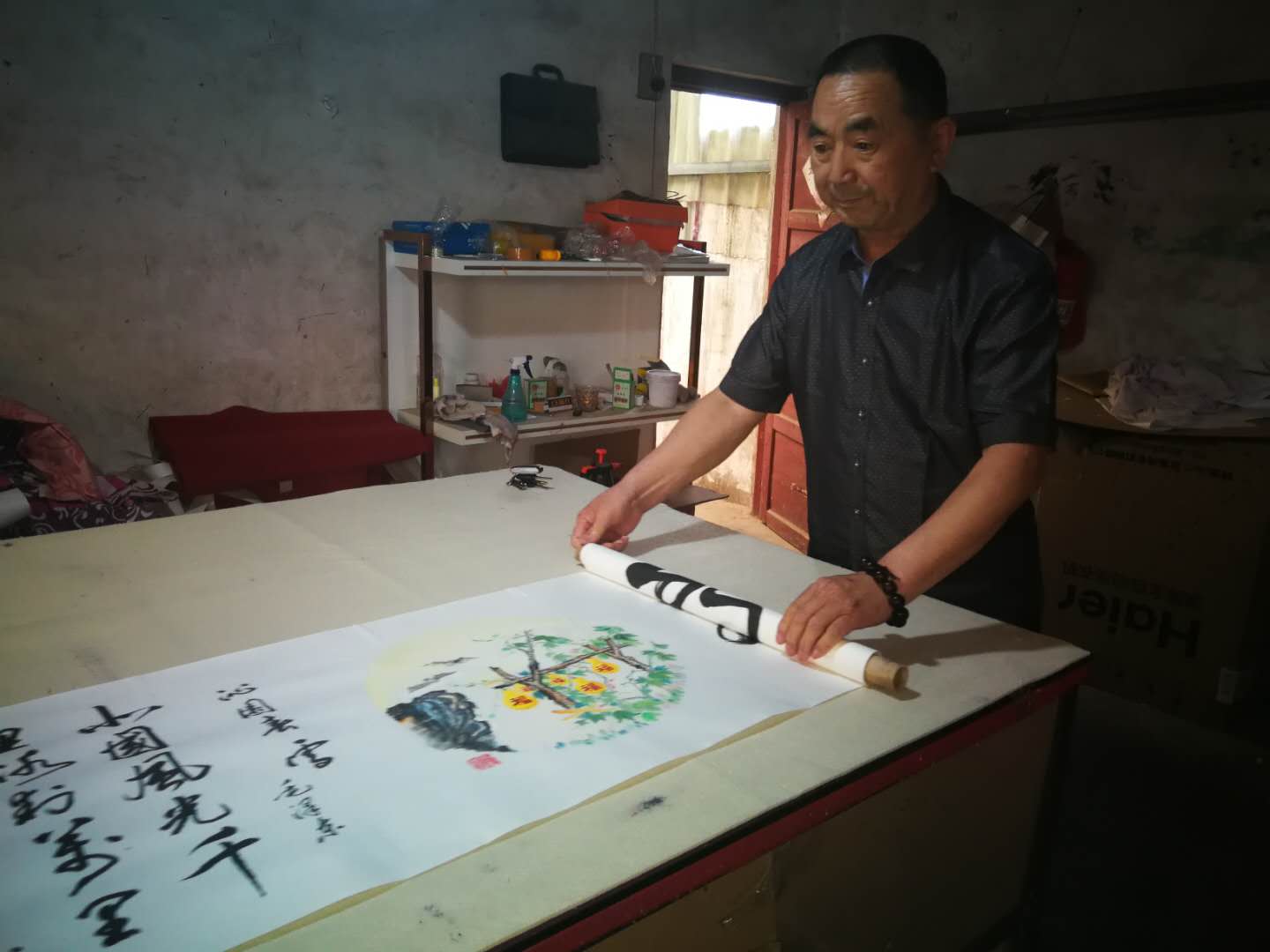 用时50天创作百米书法长卷  73岁张澍沛向新中国七十华诞献礼
