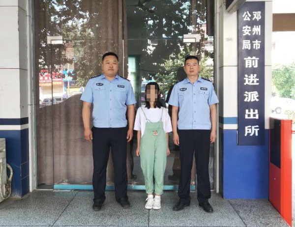 邓州前进派出所：社区民警走访中帮助叛逆少女返校
