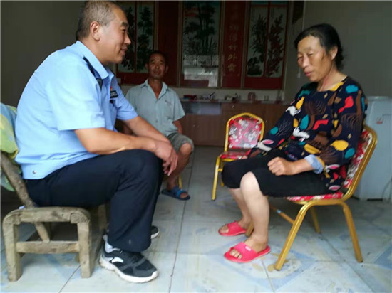 桐柏平氏派出所:民警“追出”六千元 消除矛盾尽欢颜