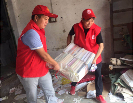 郑州市兴达路街道：“蚂蚁”志愿送服务 搬家验收两不误