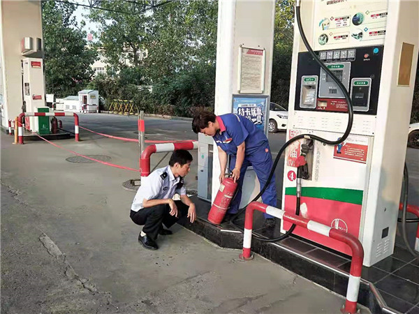 “精推双基”扮靓小镇派出所