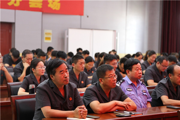 社旗法院开展“不忘初心、牢记使命”主题教育党课活动