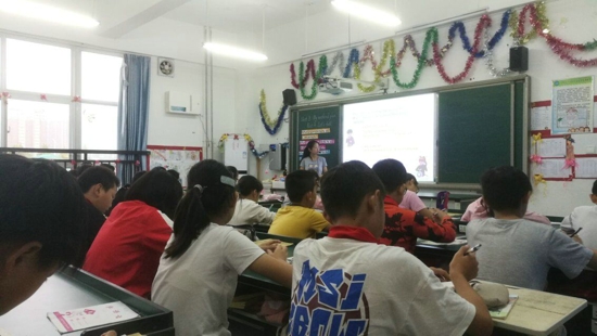 郑州高新区五龙口小学六年级开展同课异构教学活动