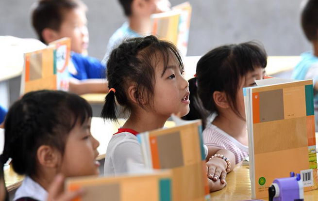重访中国第一所希望小学——金寨县希望小学