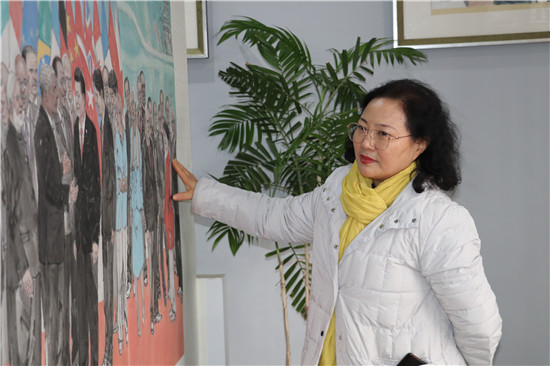 郭建明红色主题人物作品迎春展在郑州唐人街举行