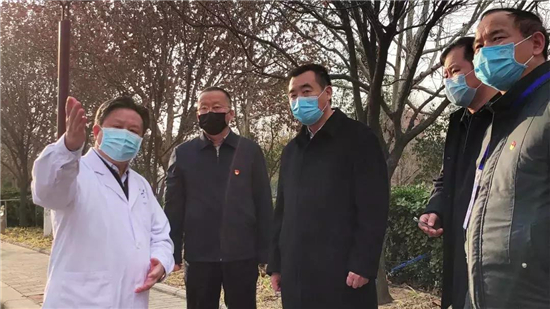 郑州市委常委、统战部部长杨福平到一线督导疫情防控工作