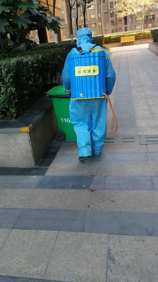 抗疫情 保清洁 亿嘉环卫员工积极投身疫情防控第一线