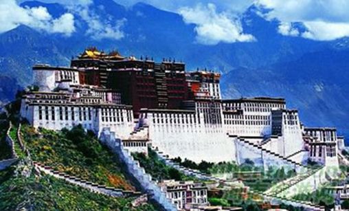 西藏布达拉宫首开直播 观众超百万