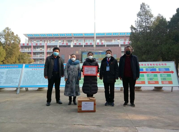 唐河法院：一张特殊的荣誉证书