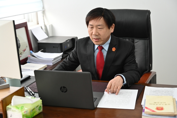 南阳高新区法院：副院长主讲“司法案例研习方法论”  助力法官成长