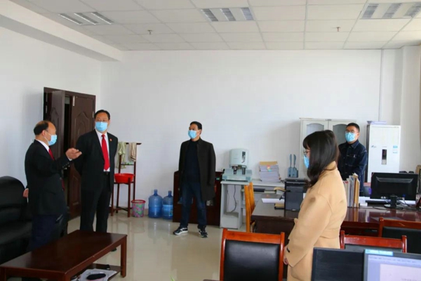 南召法院执行局召开“一案双查”暨规范执行行为动员会