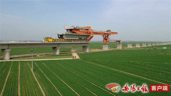 国家重点工程郑济高铁滑县特大桥建设有序推进
