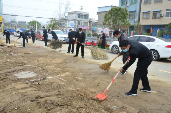 新野县法院:开展爱国卫生运动 助力疫情防控