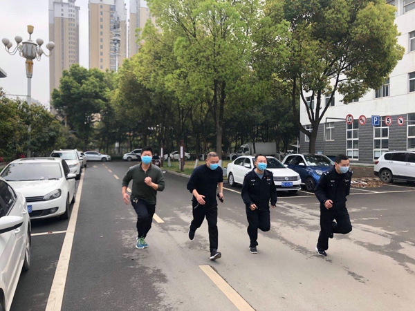 ​邓州市公安局西关派出所利用“双考”提高民警业务能力