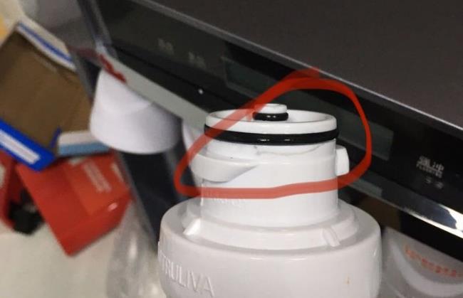 二手货？京东上买的沁园净水器 滤芯竟然有水渍！
