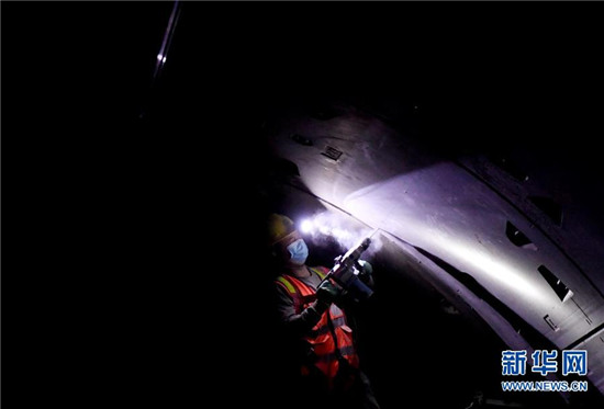 郑州地铁4号线加紧建设