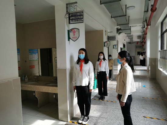 翰林朗悦同步演练 复学之路行则将至 ——郑州高新区外国语小学开展新冠肺炎疫情防控三次复学演练