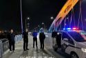 邓州：城管警察大队在彩虹桥持续开展交通整治活动