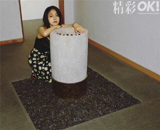 张佳宁夏日复古庭院风主题时尚大片曝光 清爽造型演绎夏日个性