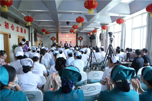 郑州中医骨伤病医院举办“互联网+网约护士”启动签约仪式