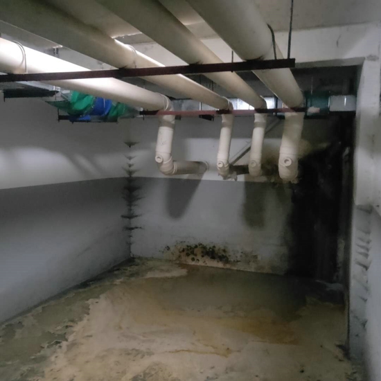 周口现代城排水不畅，地下室变“污水坑”  居民投诉：金玉其外败絮其中
