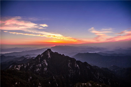 理想中的夏季美好，我想是在洛阳白云山