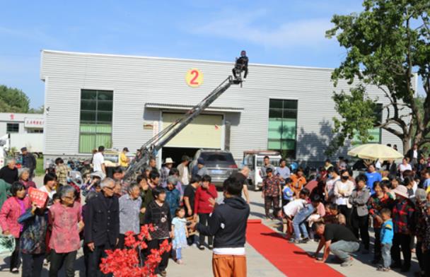 河南籍导演8个多月走访230多位驻村第一书记 用一部电影铭记脱贫路上的他们