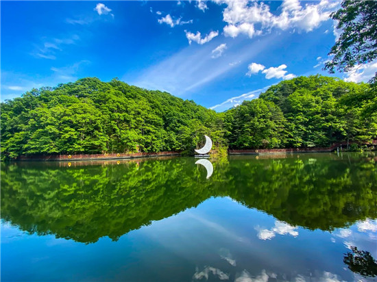 夏季你适合到白云山圆梦