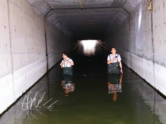 双脚踏出的安全堤——南水北调新郑管理处雨中排查侧记