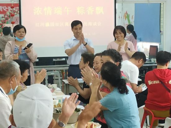 郑州市石佛办事处党工委组织离退休人员端午节系列活动