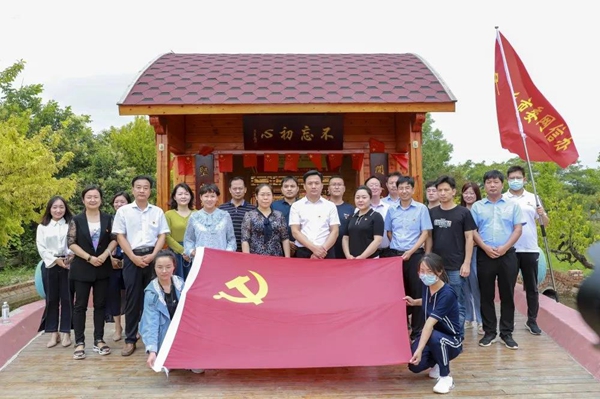 铭记初心、锤炼党性 商丘市委网信办开展庆“七一”主题党日活动