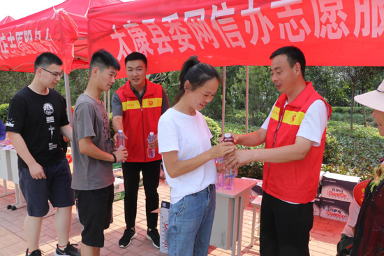 全城助力高考，周口太康这些瞬间很暖心！