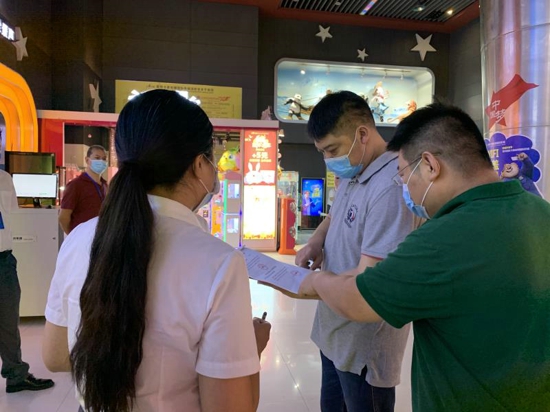 郑州金水区：主动服务力保复工 影院率先稳步开门