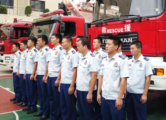 军企共建！金星集团夏日送清凉 慰问消防官榜暖人心