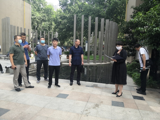 郑州市代表团到南阳路街道办事处参观“文明养犬小区自治管理”工作