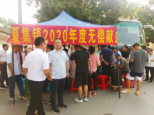 邓州市夏集镇党员干群踊跃献血传递爱