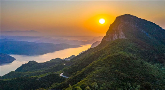 “黄河胜境、荆紫仙山”丨送你洛阳荆紫仙山游览指南