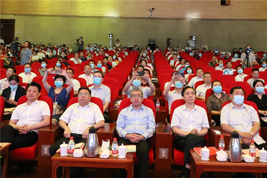 “建行杯”首届河南省退役军人创业创新大赛颁奖仪式在郑隆重举行