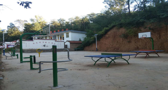 洛宁县驻村第一书记曲东鸿：扎根山村助脱贫 真心实意只为民