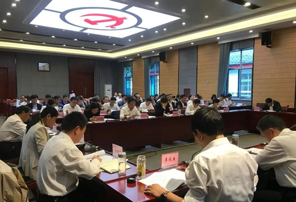南阳卧龙区召开全面深化改革委员会第三次会议