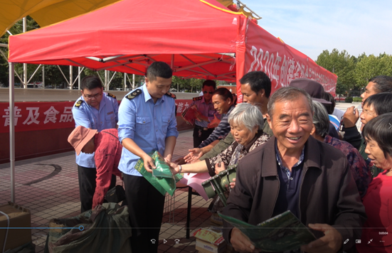 河南太康：开展食品安全宣传周暨创建“省级食品安全示范县”集中宣传活动