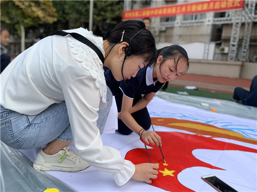郑州市第二初级中学学子书画传情，厚植红色二七精神