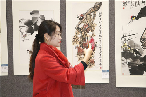 河南省花鸟画第十八届作品展在草坡书画艺术中心开幕