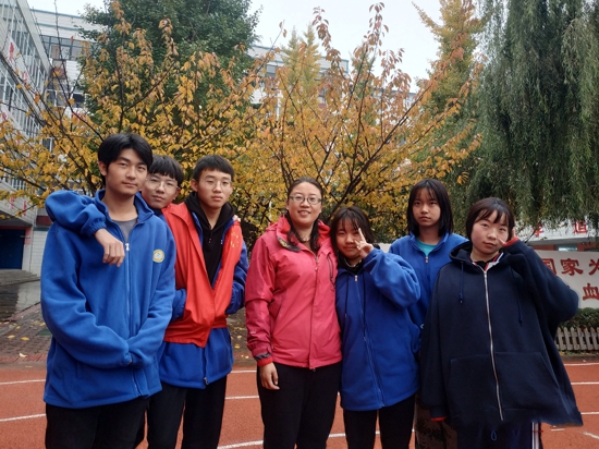 三门峡英语教师朱红