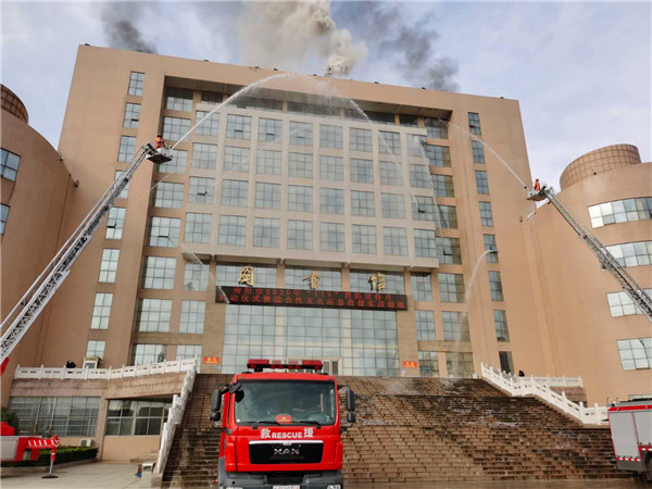 南阳市消防宣传月启动：火场练兵给人民以力量