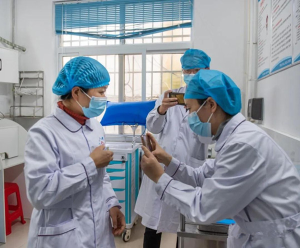 唐河县人民医院呼吸与危重症医学科规范化建设项目接受国家专家组线上指导评价