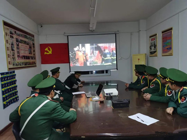 南阳市1.1万余名员工同步收看“消防培训进企业”公开课直播
