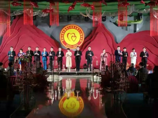 杜康控股战略签约河南省婚庆协会，千年杜康见证百年爱情！