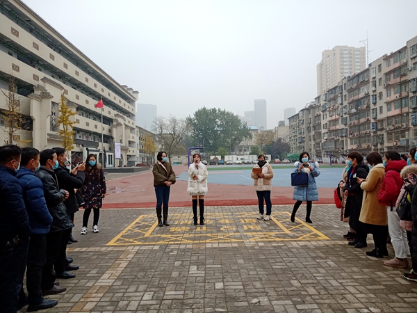 郑州二七区京广路小学迎来河南省中小学教师工坊混合式观摩学习团
